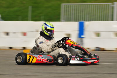 04/05/2008 : 3ème manche du Championnat Régional Midi-Pyrénées à Muret (Photos Julien Dejean) 2008 — karting