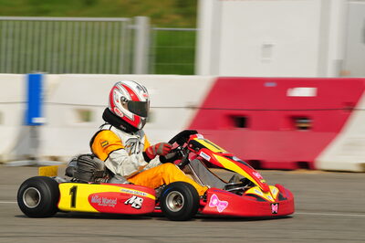 04/05/2008 : 3ème manche du Championnat Régional Midi-Pyrénées à Muret (Photos Julien Dejean) 2008 — karting