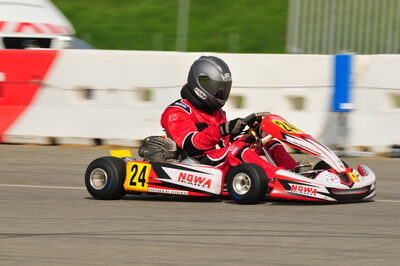 04/05/2008 : 3ème manche du Championnat Régional Midi-Pyrénées à Muret (Photos Julien Dejean) 2008 — karting
