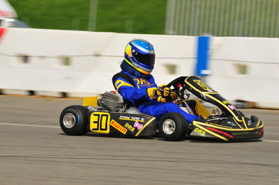 04/05/2008 : 3ème manche du Championnat Régional Midi-Pyrénées à Muret (Photos Julien Dejean) 2008 — karting