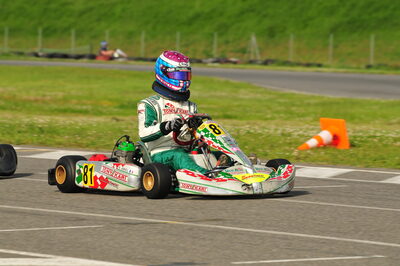 04/05/2008 : 3ème manche du Championnat Régional Midi-Pyrénées à Muret (Photos Julien Dejean) 2008 — karting
