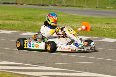 04/05/2008 : 3ème manche du Championnat Régional Midi-Pyrénées à Muret (Photos Julien Dejean) 2008 — karting
