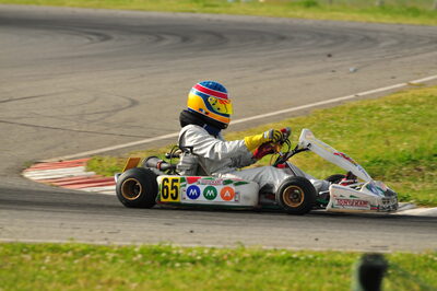 04/05/2008 : 3ème manche du Championnat Régional Midi-Pyrénées à Muret (Photos Julien Dejean) 2008 — karting