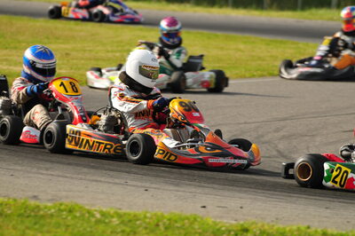 04/05/2008 : 3ème manche du Championnat Régional Midi-Pyrénées à Muret (Photos Julien Dejean) 2008 — karting
