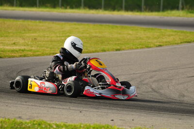 04/05/2008 : 3ème manche du Championnat Régional Midi-Pyrénées à Muret (Photos Julien Dejean) 2008 — karting