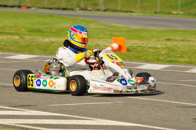 04/05/2008 : 3ème manche du Championnat Régional Midi-Pyrénées à Muret (Photos Julien Dejean) 2008 — karting