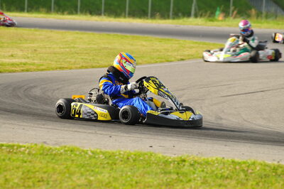 04/05/2008 : 3ème manche du Championnat Régional Midi-Pyrénées à Muret (Photos Julien Dejean) 2008 — karting