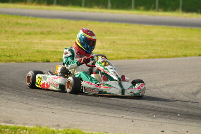 04/05/2008 : 3ème manche du Championnat Régional Midi-Pyrénées à Muret (Photos Julien Dejean) 2008 — karting