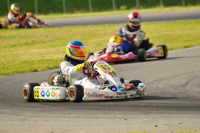 04/05/2008 : 3ème manche du Championnat Régional Midi-Pyrénées à Muret (Photos Julien Dejean) 2008 — karting