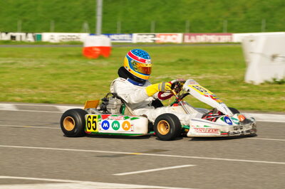 04/05/2008 : 3ème manche du Championnat Régional Midi-Pyrénées à Muret (Photos Julien Dejean) 2008 — karting