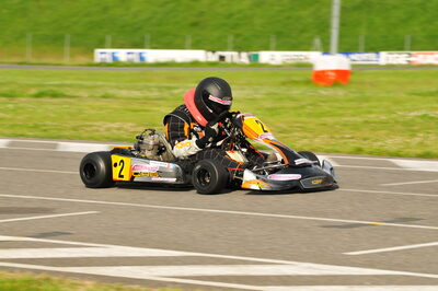 04/05/2008 : 3ème manche du Championnat Régional Midi-Pyrénées à Muret (Photos Julien Dejean) 2008 — karting