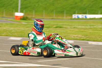 04/05/2008 : 3ème manche du Championnat Régional Midi-Pyrénées à Muret (Photos Julien Dejean) 2008 — karting