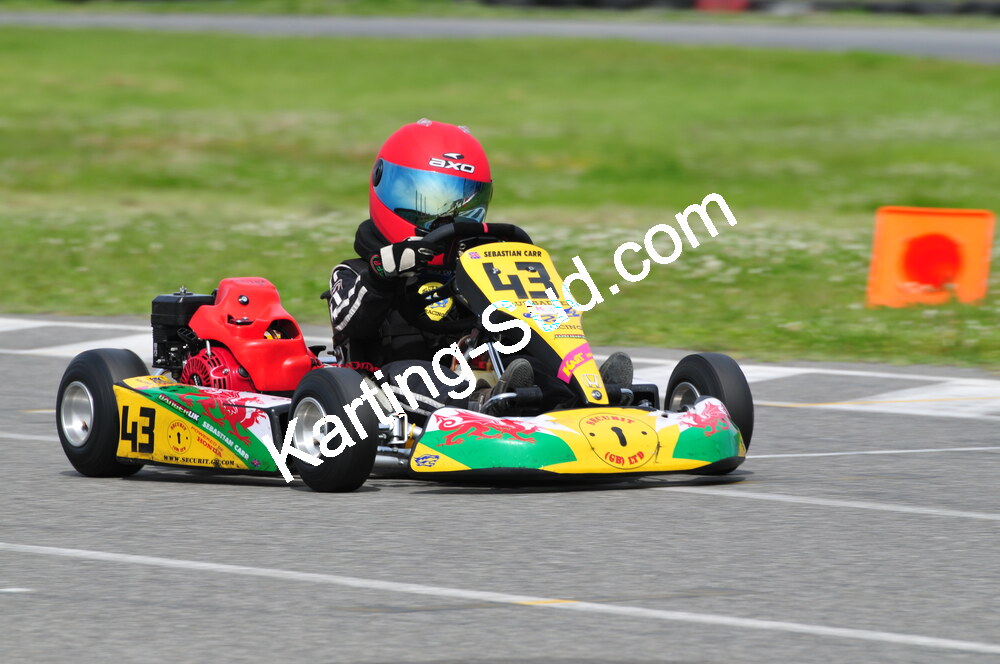 04/05/2008 : 3ème manche du Championnat Régional Midi-Pyrénées à Muret (Photos Julien Dejean) 2008 — karting