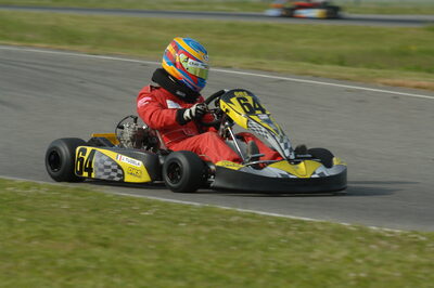 04/05/2008 : 3ème manche du Championnat Régional Midi-Pyrénées à Muret (Photos Patrick Lascombes) 2008 — karting
