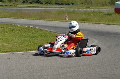 04/05/2008 : 3ème manche du Championnat Régional Midi-Pyrénées à Muret (Photos Patrick Lascombes) 2008 — karting