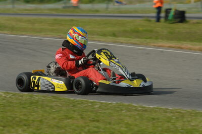 04/05/2008 : 3ème manche du Championnat Régional Midi-Pyrénées à Muret (Photos Patrick Lascombes) 2008 — karting