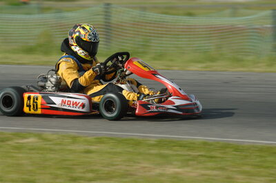 04/05/2008 : 3ème manche du Championnat Régional Midi-Pyrénées à Muret (Photos Patrick Lascombes) 2008 — karting