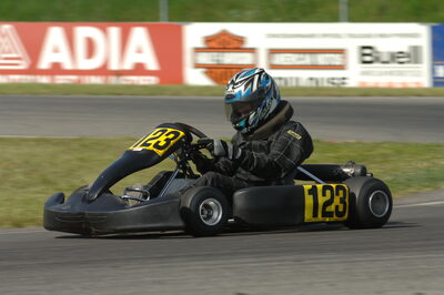 04/05/2008 : 3ème manche du Championnat Régional Midi-Pyrénées à Muret (Photos Patrick Lascombes) 2008 — karting