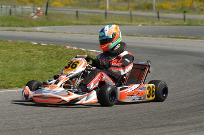 04/05/2008 : 3ème manche du Championnat Régional Midi-Pyrénées à Muret (Photos Patrick Lascombes) 2008 — karting