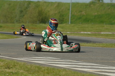 04/05/2008 : 3ème manche du Championnat Régional Midi-Pyrénées à Muret (Photos Patrick Lascombes) 2008 — karting