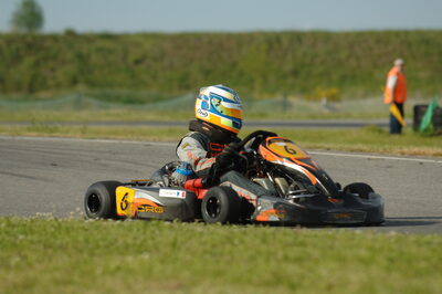 04/05/2008 : 3ème manche du Championnat Régional Midi-Pyrénées à Muret (Photos Patrick Lascombes) 2008 — karting