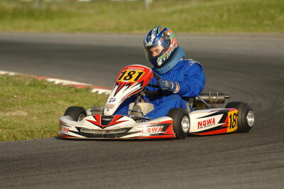 04/05/2008 : 3ème manche du Championnat Régional Midi-Pyrénées à Muret (Photos Patrick Lascombes) 2008 — karting