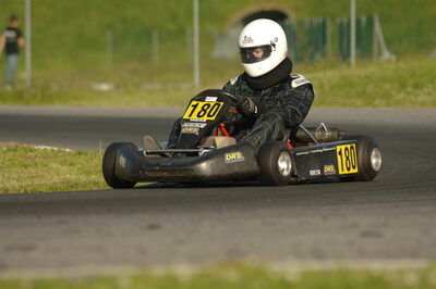 04/05/2008 : 3ème manche du Championnat Régional Midi-Pyrénées à Muret (Photos Patrick Lascombes) 2008 — karting