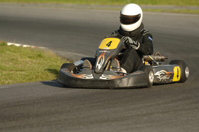 04/05/2008 : 3ème manche du Championnat Régional Midi-Pyrénées à Muret (Photos Patrick Lascombes) 2008 — karting
