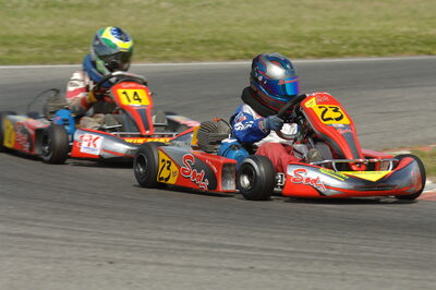 04/05/2008 : 3ème manche du Championnat Régional Midi-Pyrénées à Muret (Photos Patrick Lascombes) 2008 — karting