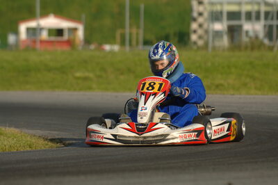 04/05/2008 : 3ème manche du Championnat Régional Midi-Pyrénées à Muret (Photos Patrick Lascombes) 2008 — karting