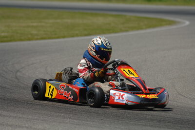 04/05/2008 : 3ème manche du Championnat Régional Midi-Pyrénées à Muret (Photos Patrick Lascombes) 2008 — karting