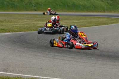 04/05/2008 : 3ème manche du Championnat Régional Midi-Pyrénées à Muret (Photos Patrick Lascombes) 2008 — karting