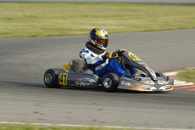 04/05/2008 : 3ème manche du Championnat Régional Midi-Pyrénées à Muret (Photos Patrick Lascombes) 2008 — karting