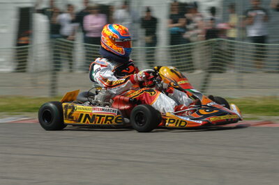 04/05/2008 : 3ème manche du Championnat Régional Midi-Pyrénées à Muret (Photos Patrick Lascombes) 2008 — karting