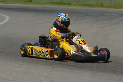 04/05/2008 : 3ème manche du Championnat Régional Midi-Pyrénées à Muret (Photos Patrick Lascombes) 2008 — karting