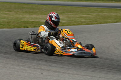 04/05/2008 : 3ème manche du Championnat Régional Midi-Pyrénées à Muret (Photos Patrick Lascombes) 2008 — karting