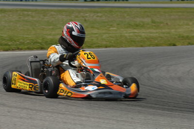 04/05/2008 : 3ème manche du Championnat Régional Midi-Pyrénées à Muret (Photos Patrick Lascombes) 2008 — karting