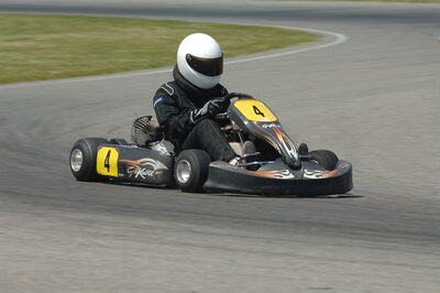 04/05/2008 : 3ème manche du Championnat Régional Midi-Pyrénées à Muret (Photos Patrick Lascombes) 2008 — karting