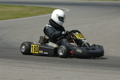 04/05/2008 : 3ème manche du Championnat Régional Midi-Pyrénées à Muret (Photos Patrick Lascombes) 2008 — karting