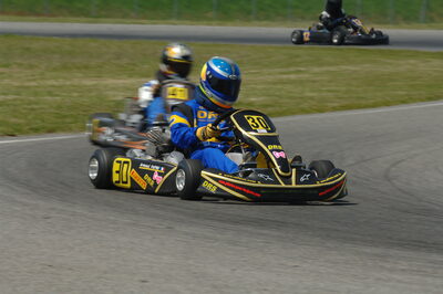 04/05/2008 : 3ème manche du Championnat Régional Midi-Pyrénées à Muret (Photos Patrick Lascombes) 2008 — karting