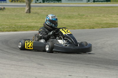 04/05/2008 : 3ème manche du Championnat Régional Midi-Pyrénées à Muret (Photos Patrick Lascombes) 2008 — karting