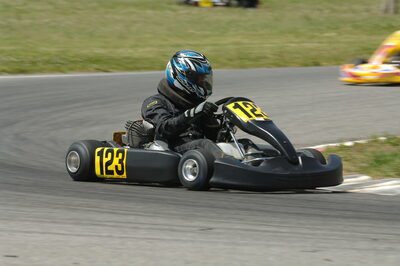 04/05/2008 : 3ème manche du Championnat Régional Midi-Pyrénées à Muret (Photos Patrick Lascombes) 2008 — karting