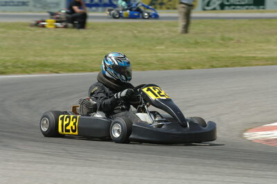 04/05/2008 : 3ème manche du Championnat Régional Midi-Pyrénées à Muret (Photos Patrick Lascombes) 2008 — karting