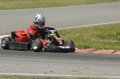 04/05/2008 : 3ème manche du Championnat Régional Midi-Pyrénées à Muret (Photos Patrick Lascombes) 2008 — karting