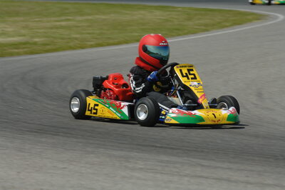 04/05/2008 : 3ème manche du Championnat Régional Midi-Pyrénées à Muret (Photos Patrick Lascombes) 2008 — karting