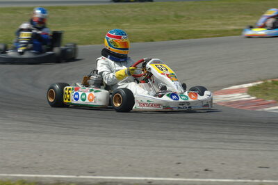 04/05/2008 : 3ème manche du Championnat Régional Midi-Pyrénées à Muret (Photos Patrick Lascombes) 2008 — karting