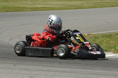 04/05/2008 : 3ème manche du Championnat Régional Midi-Pyrénées à Muret (Photos Patrick Lascombes) 2008 — karting