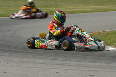 04/05/2008 : 3ème manche du Championnat Régional Midi-Pyrénées à Muret (Photos Patrick Lascombes) 2008 — karting