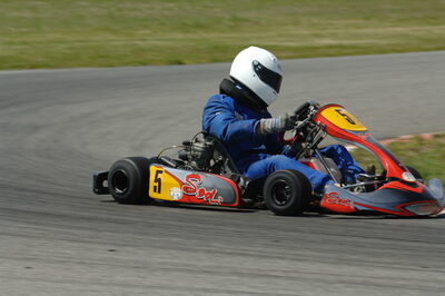 04/05/2008 : 3ème manche du Championnat Régional Midi-Pyrénées à Muret (Photos Patrick Lascombes) 2008 — karting