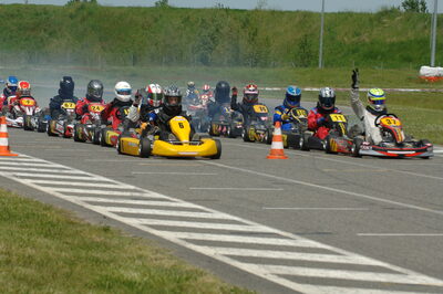 04/05/2008 : 3ème manche du Championnat Régional Midi-Pyrénées à Muret (Photos Patrick Lascombes) 2008 — karting